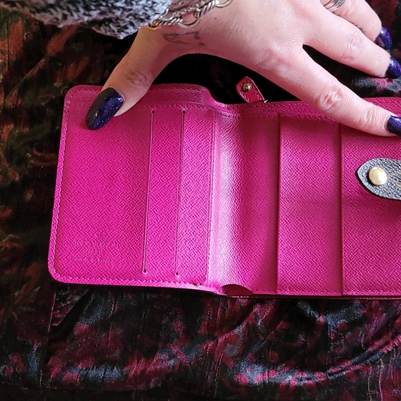 Authentic LV - Picture 5 of 5